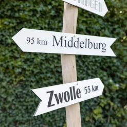Baumstamm Wegweiser mit 2 Trespa Pfeile – Personalisiertes Symbol/Tekst – 165cm