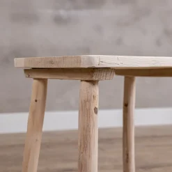 Kindertisch aus Holz groß