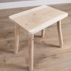 Kindertisch aus Holz klein