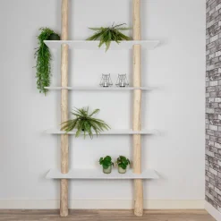 Stellen Sie Ihr Baumstamm-Wandregal Cedric selbst zusammen | 250 cm